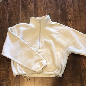 ARITZIA - crewnecks
